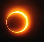 You are currently viewing L’éclipse du soleil et le Tarot